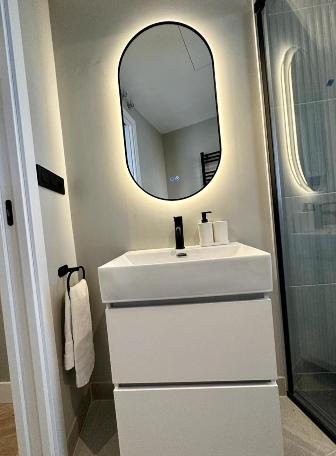 Central Apt De 2Hab Para 5Pax En Calle Silva E2 マドリード エクステリア 写真