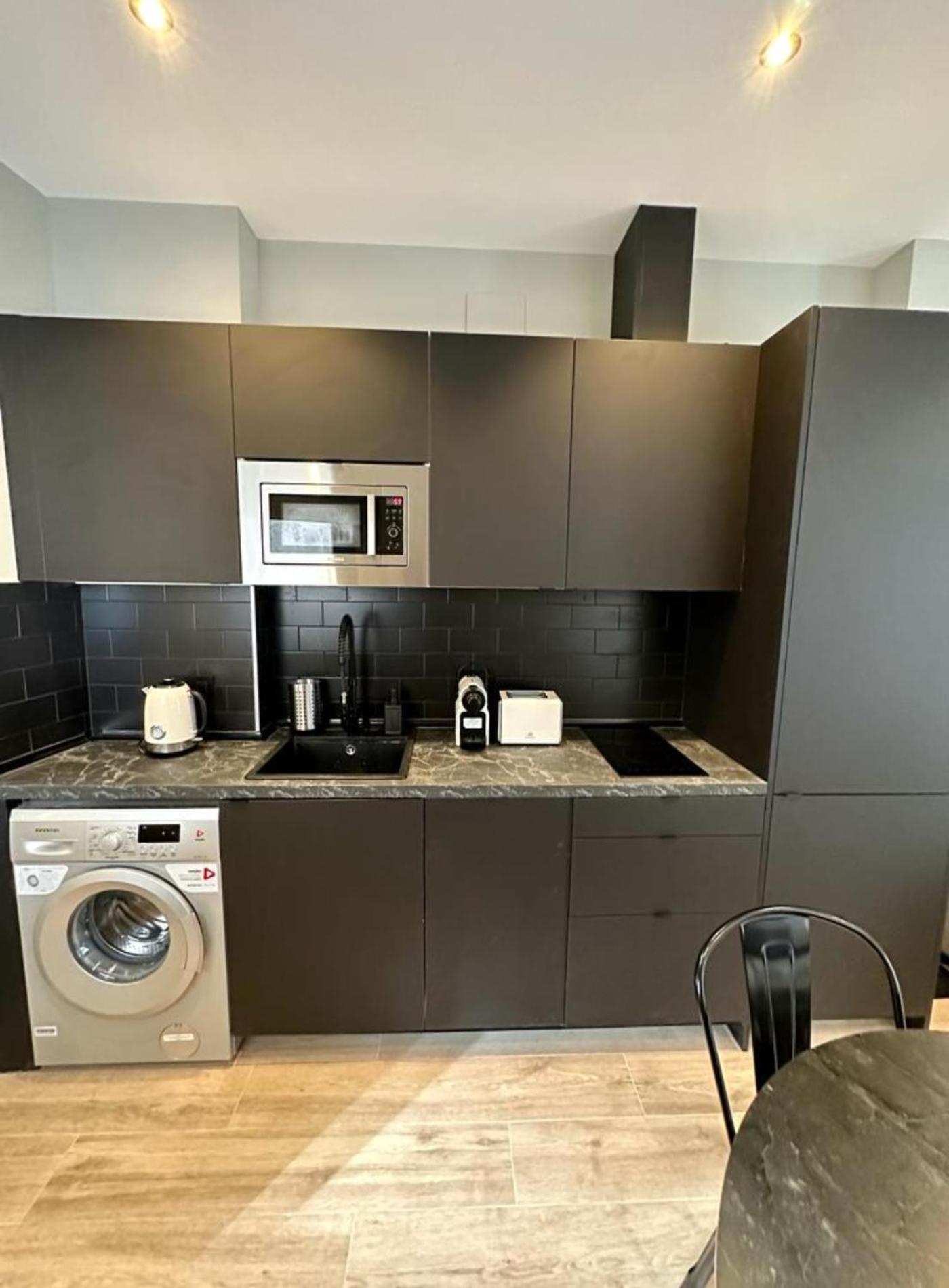 Central Apt De 2Hab Para 5Pax En Calle Silva E2 マドリード エクステリア 写真